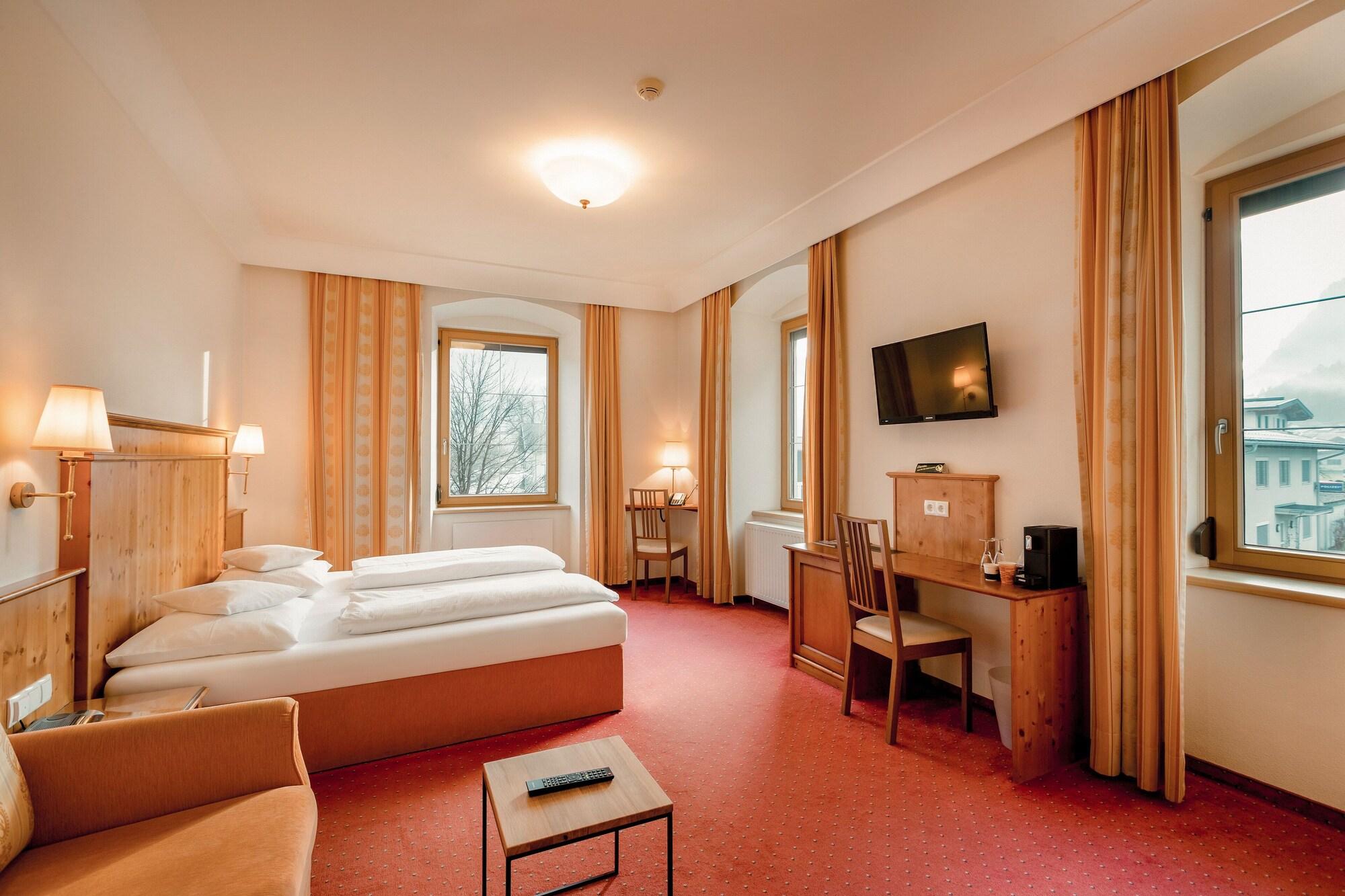 Gasthof-Hotel Post Strass im Zillertal Exterior foto